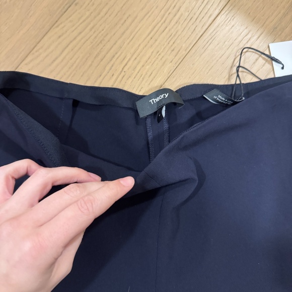 Theory Flared Pants - Picture 2 of 4